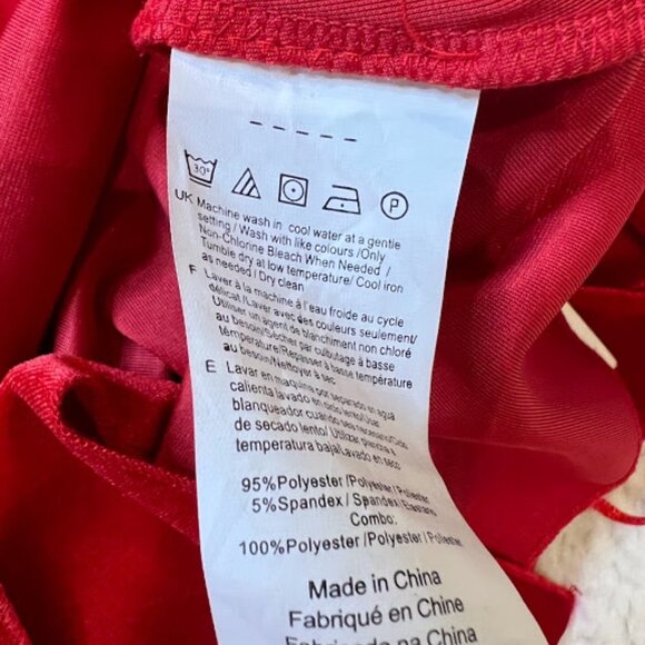 🎩🗝️ NWT $69 Red Women H Halston Surplice Twist Top Crimson S/P - Picture 4 of 5